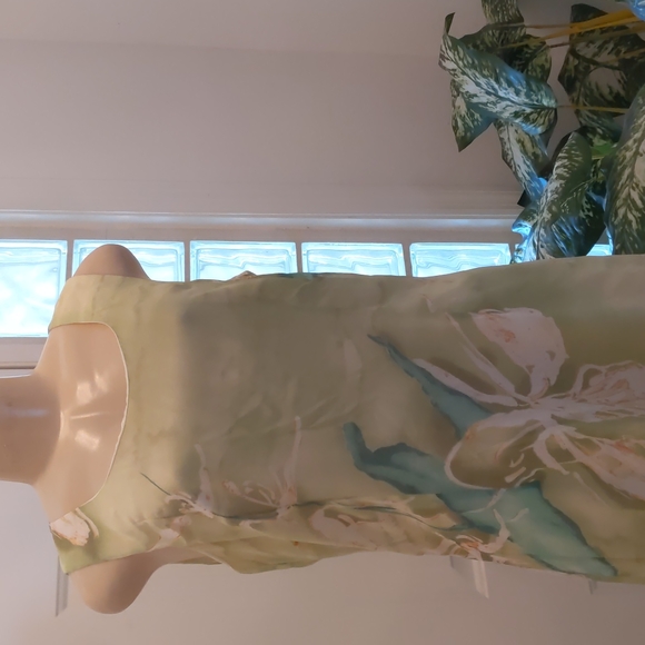 Floral Maxi Dress - Picture 4 of 8